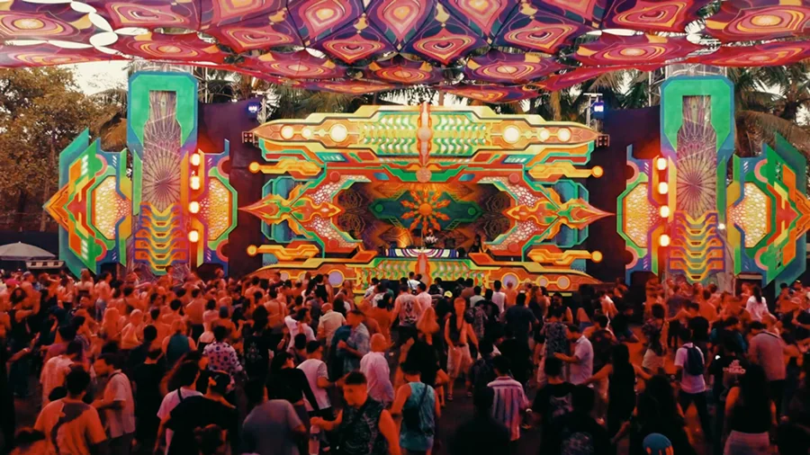 The psychedelic Hilltop Festival stage during Pyrokine's set